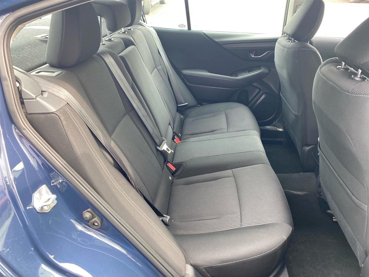 Subaru Legacy Premium 2024