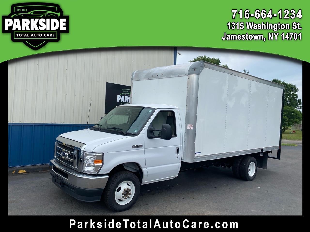 Ford Econoline E-450 2024