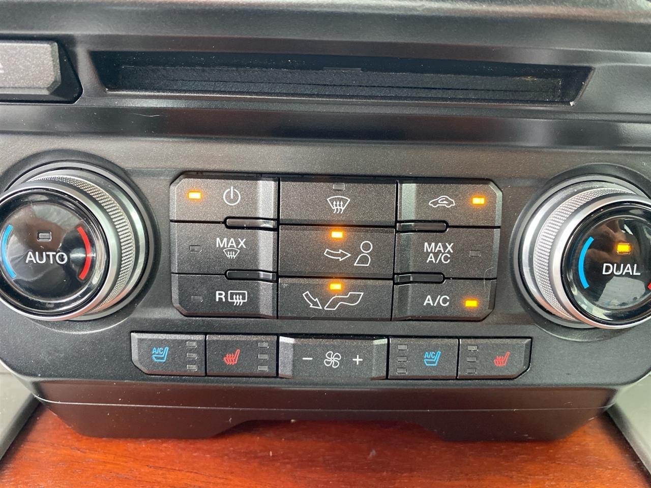 Ford F-150 Lariat SuperCrew 6.5-ft. Bed 4WD 2017