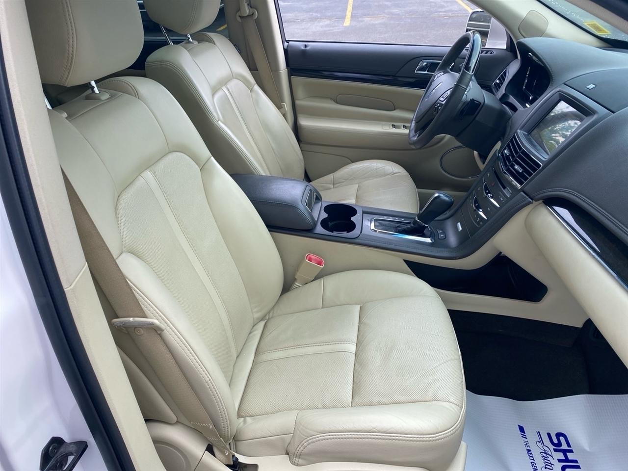 Lincoln MKT 3.5L AWD Reserve 2019