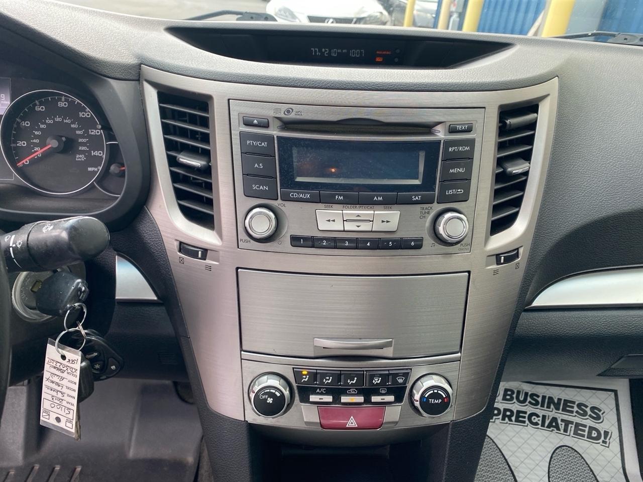 Subaru Legacy 2.5i Premium 2013