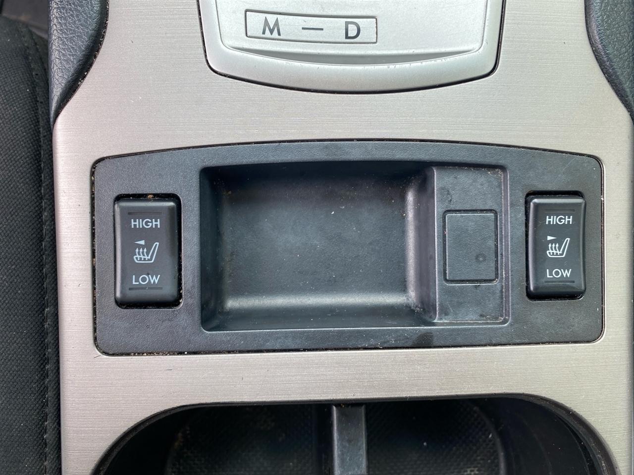 Subaru Legacy 2.5i Premium 2013