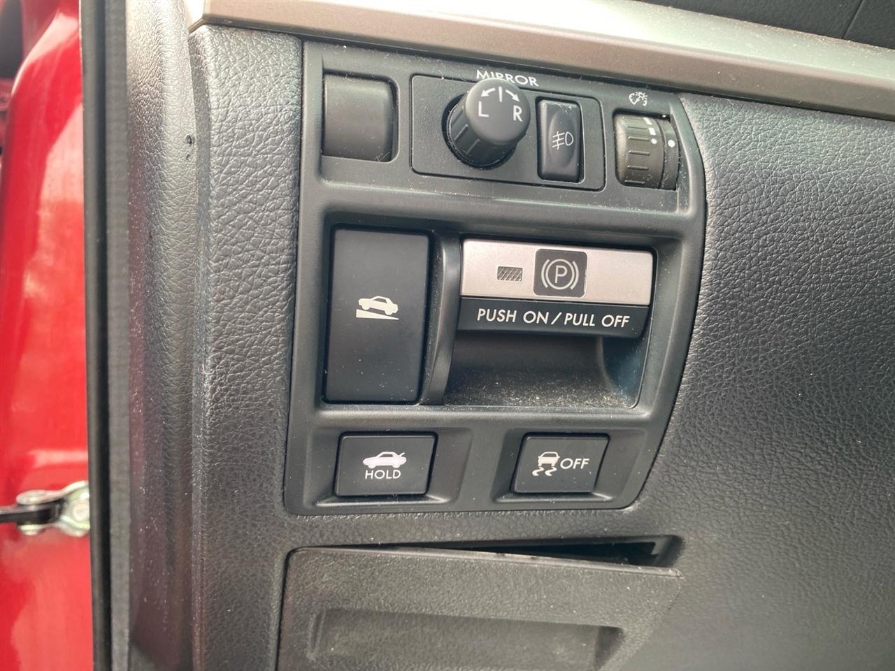 Subaru Legacy 2.5i Premium 2013