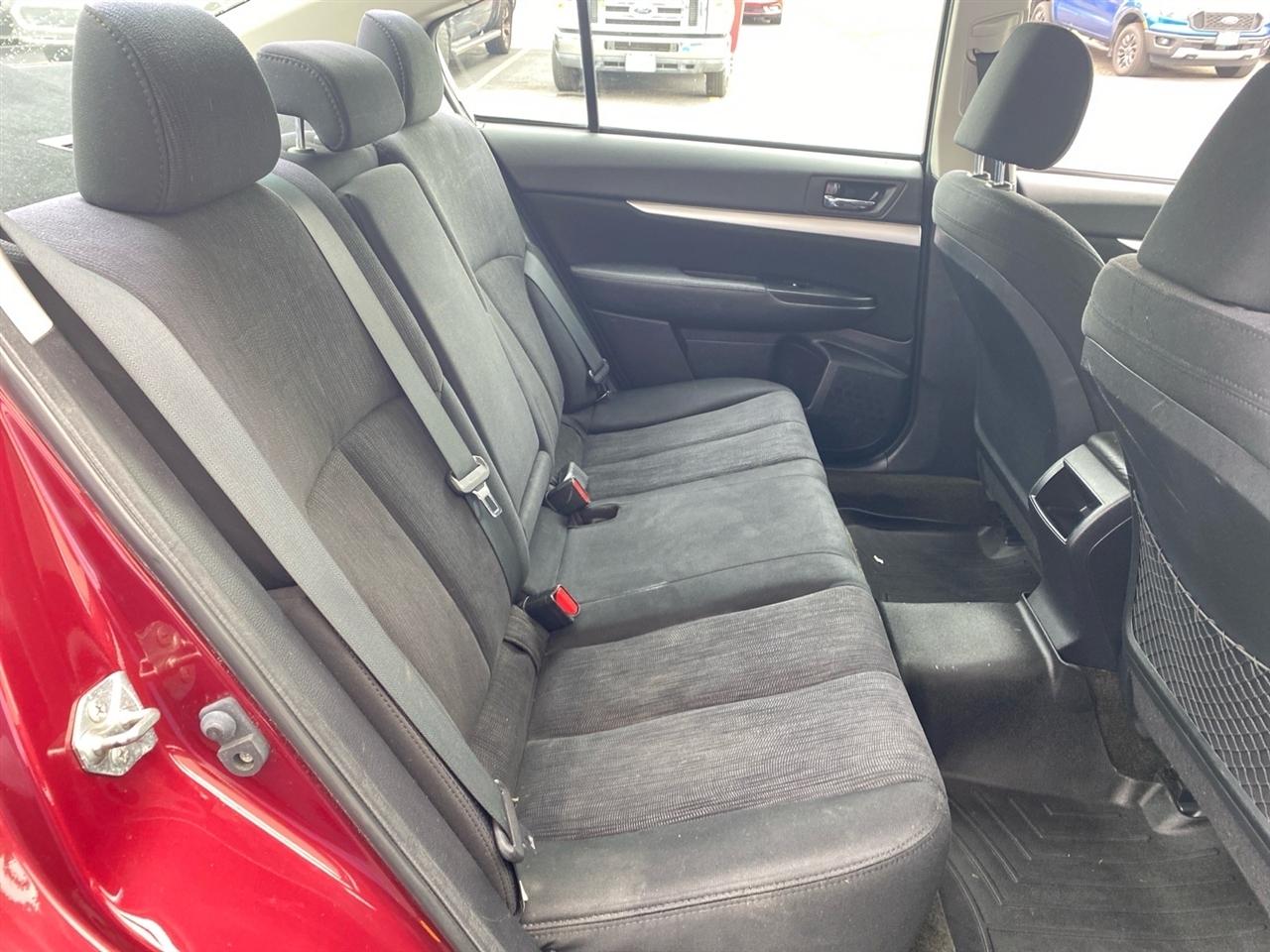 Subaru Legacy 2.5i Premium 2013