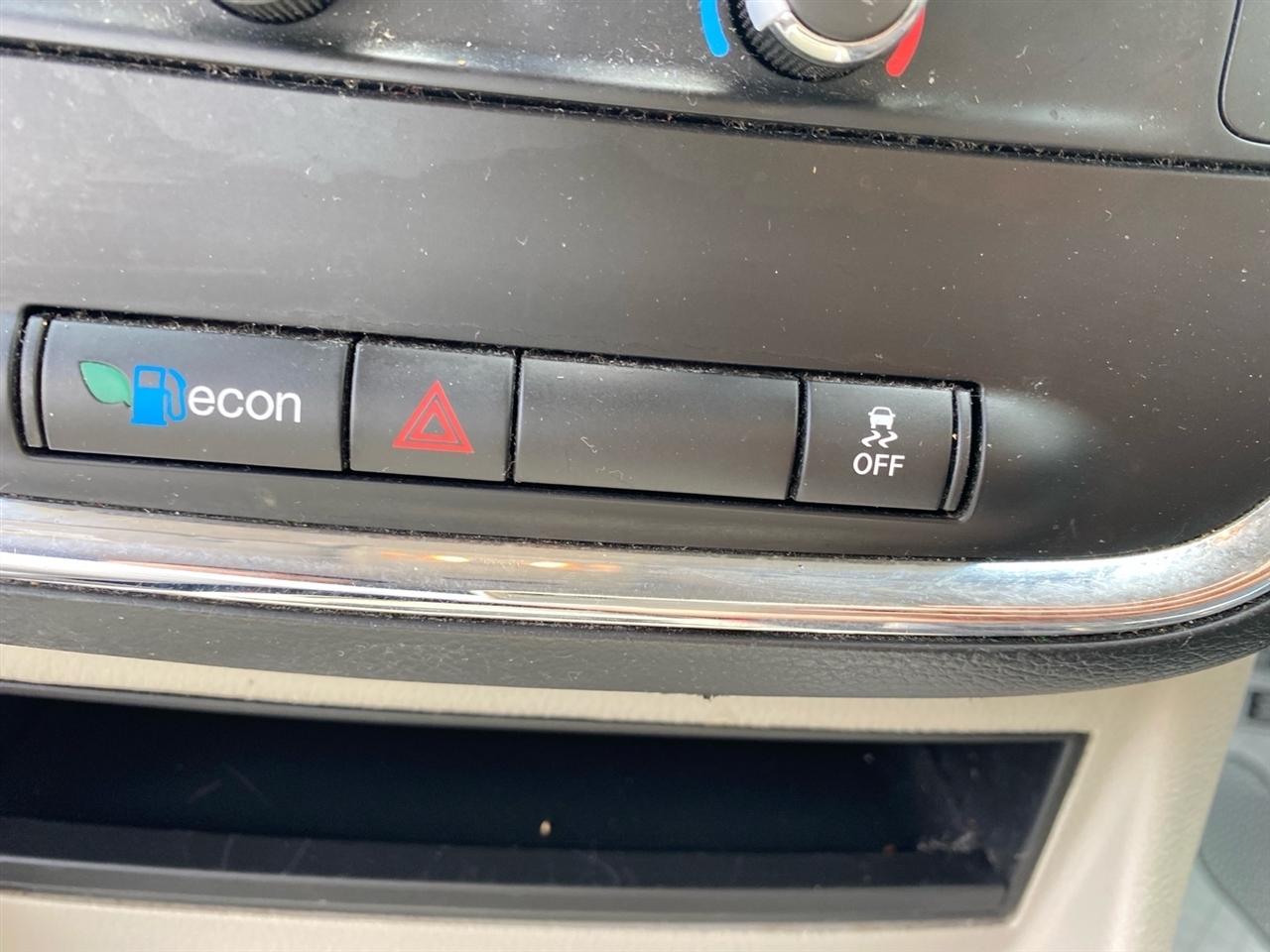 Dodge Grand Caravan SXT 2013