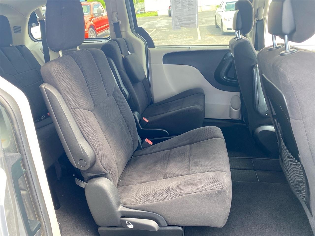 Dodge Grand Caravan SXT 2013