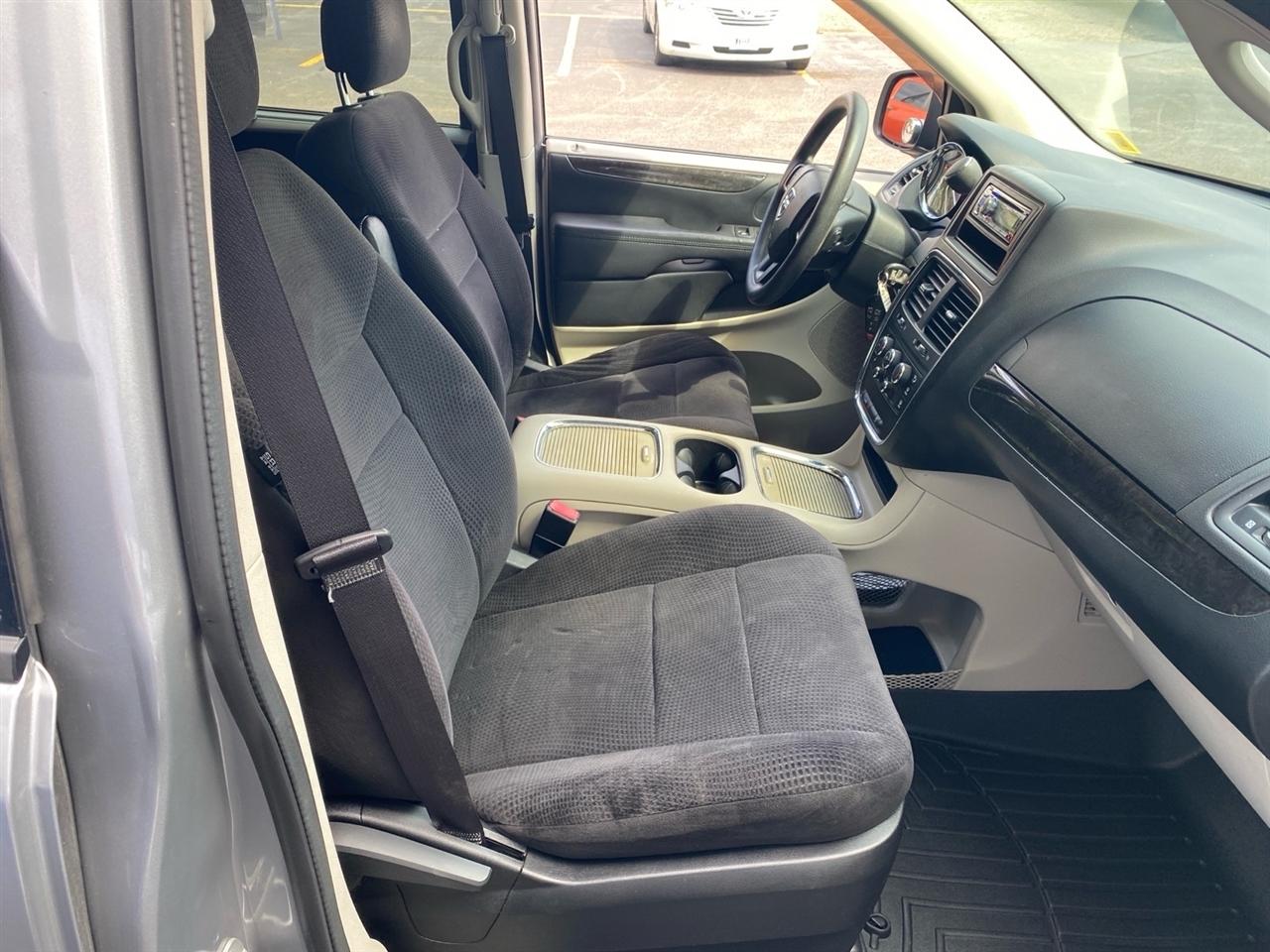 Dodge Grand Caravan SXT 2013