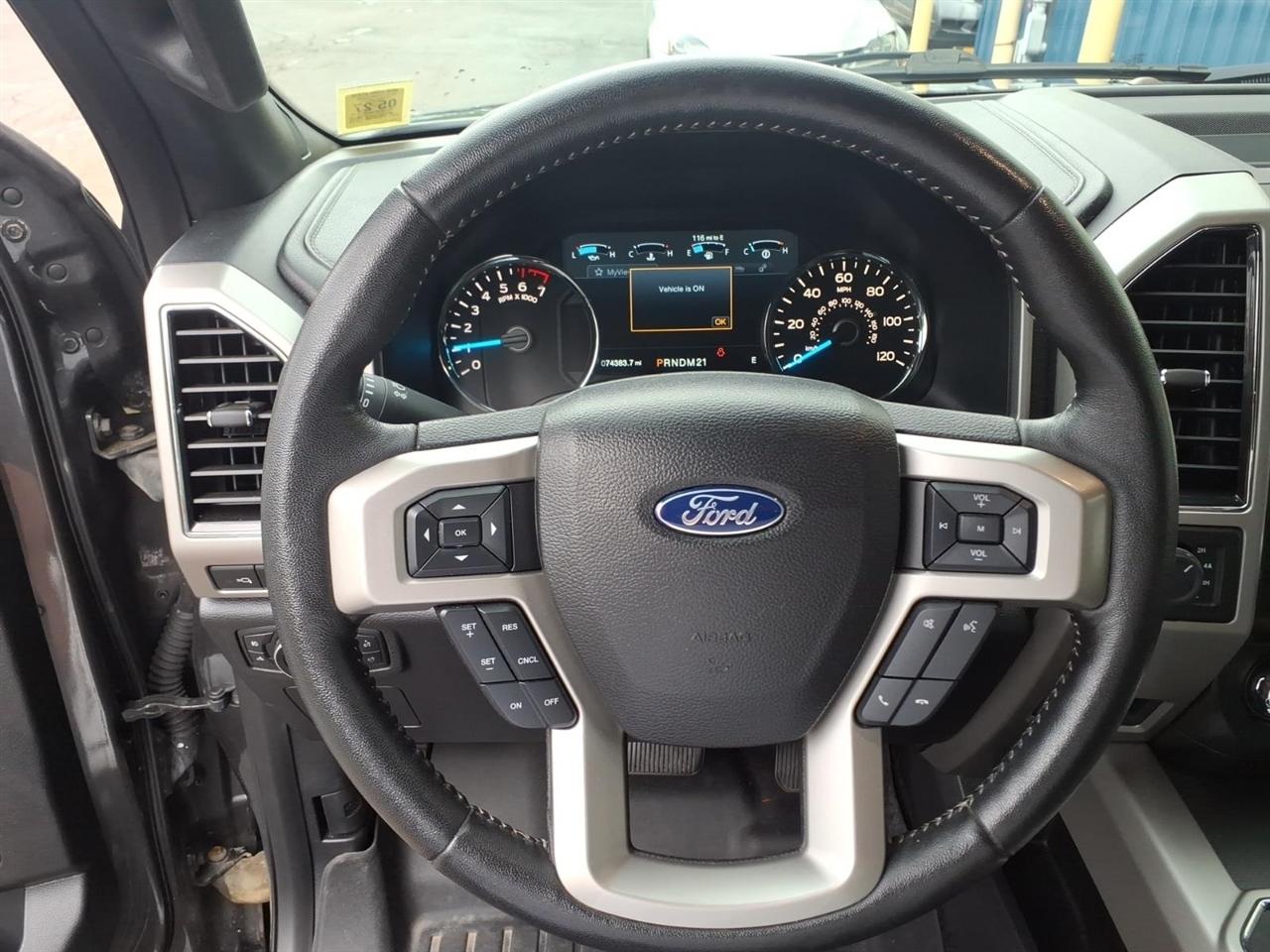 Ford F-150 Lariat SuperCrew 6.5-ft. Bed 4WD 2017