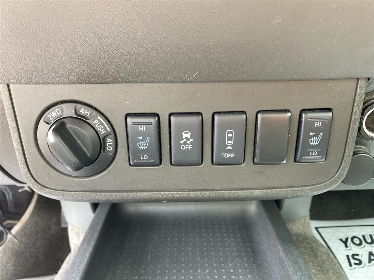 Nissan Frontier S Crew Cab 5AT 4WD 2016