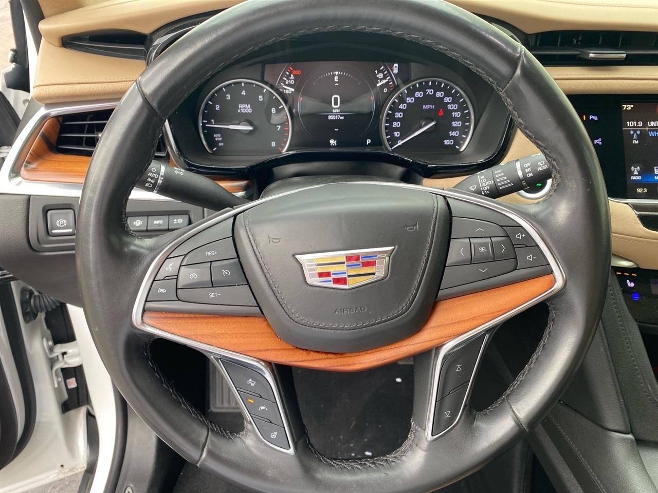 Cadillac XT5 Platinum AWD 2018