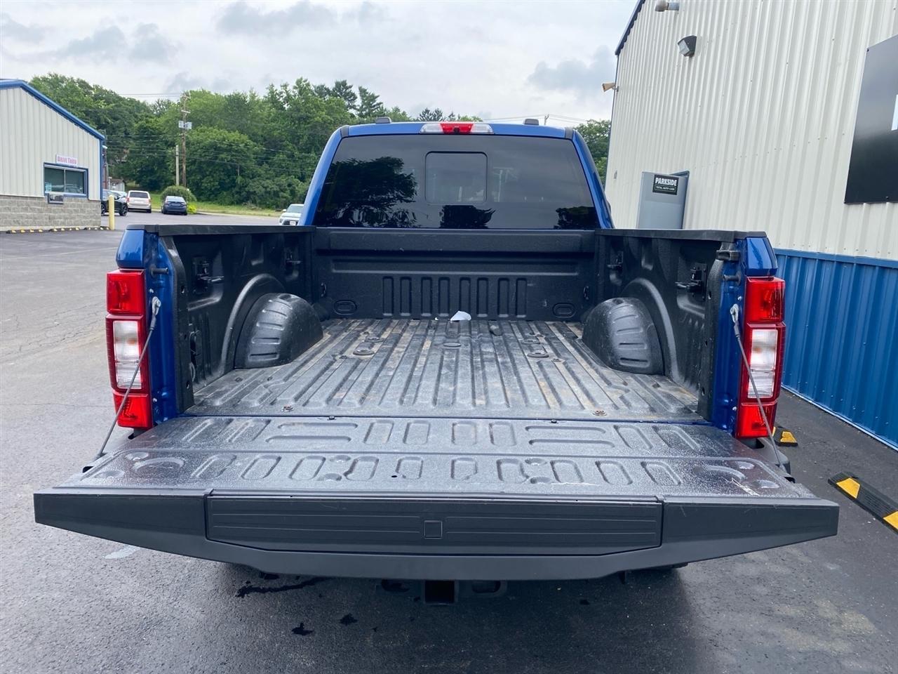 Ford F-350 SD King Ranch Crew Cab Long Bed 4WD 2022