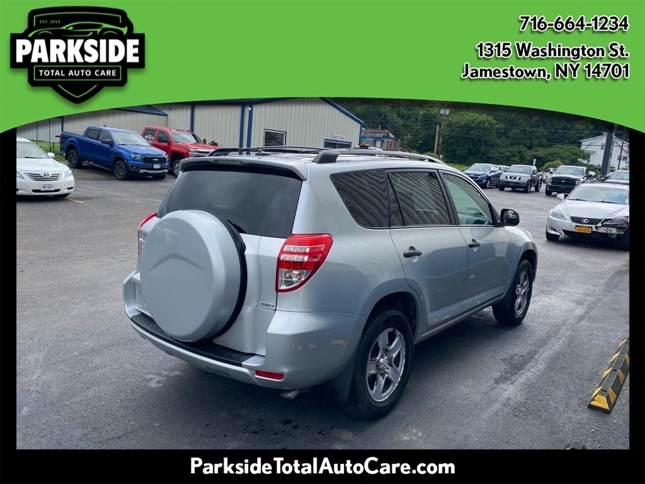 Toyota RAV4 Base I4 4WD 2012