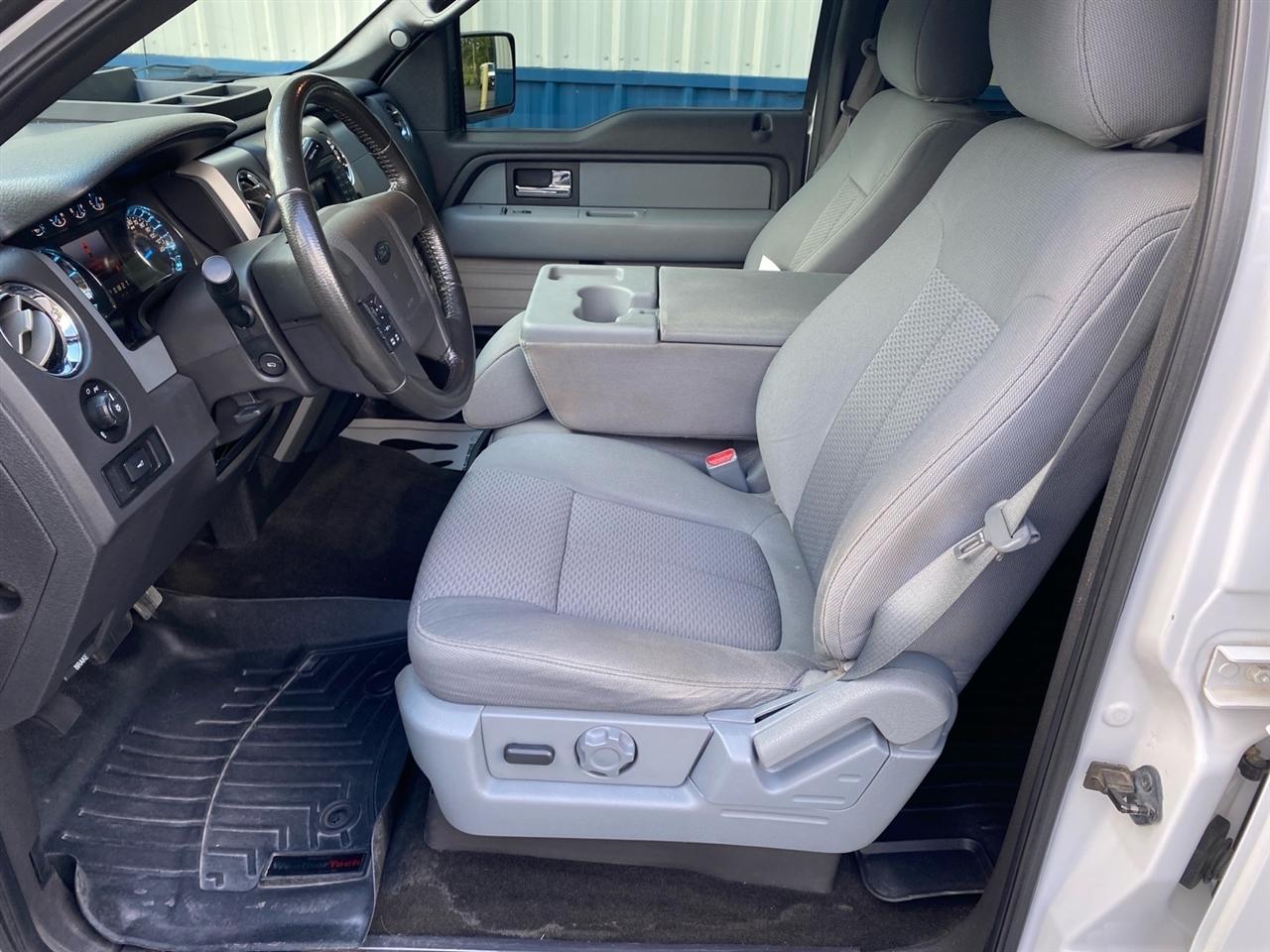 Ford F-150 4WD SuperCrew 145" XL 2013