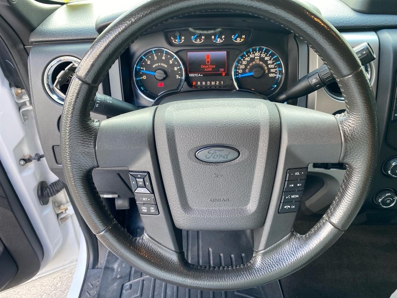 Ford F-150 4WD SuperCrew 145" XL 2013