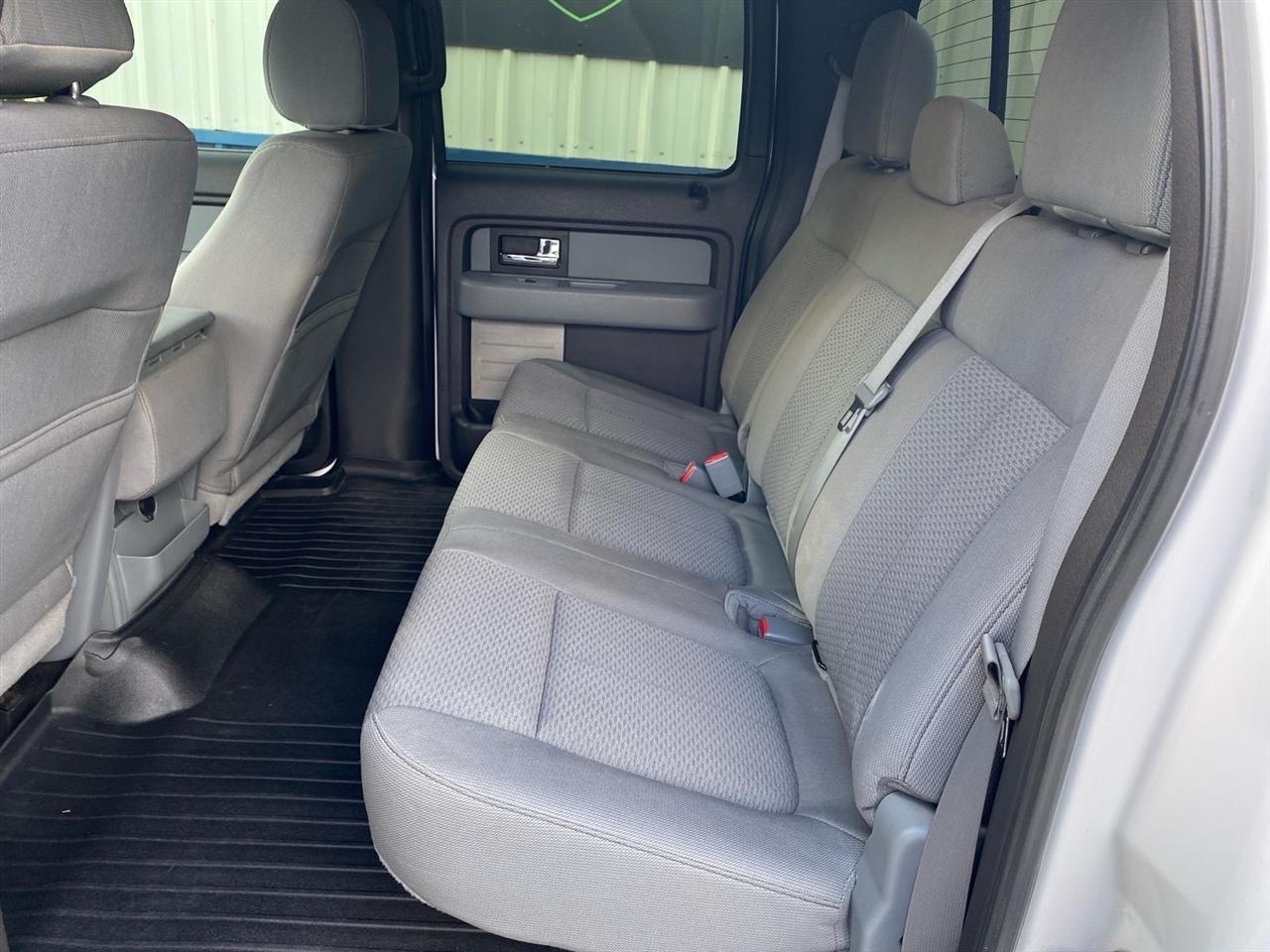 Ford F-150 4WD SuperCrew 145" XL 2013