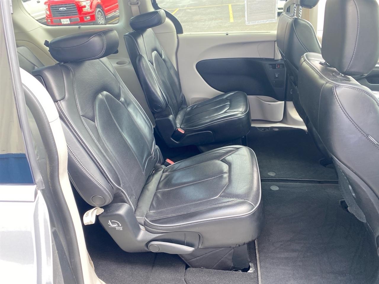 Chrysler Pacifica Limited 2018