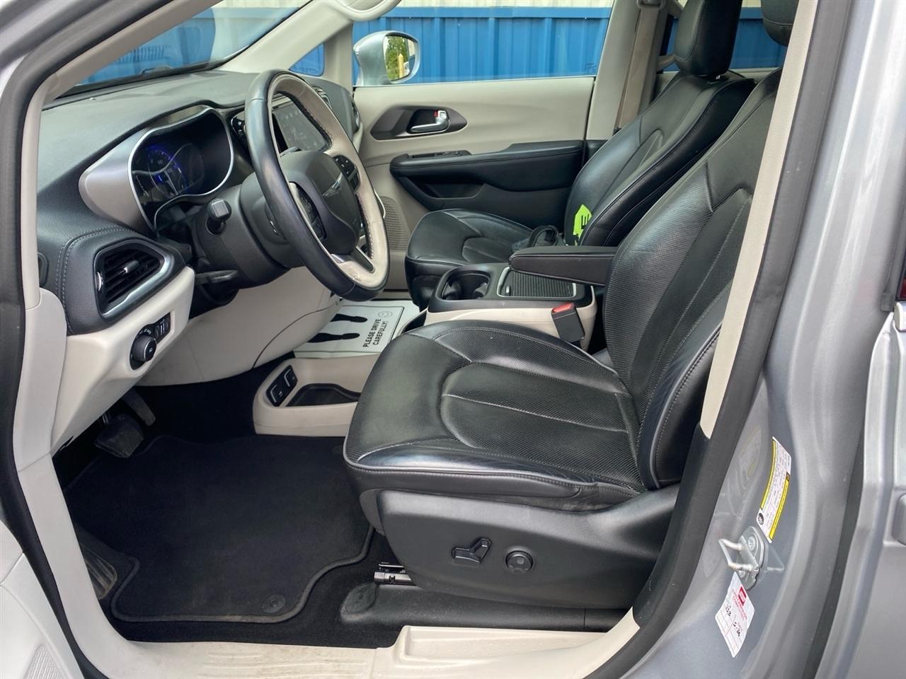 Chrysler Pacifica Limited 2018