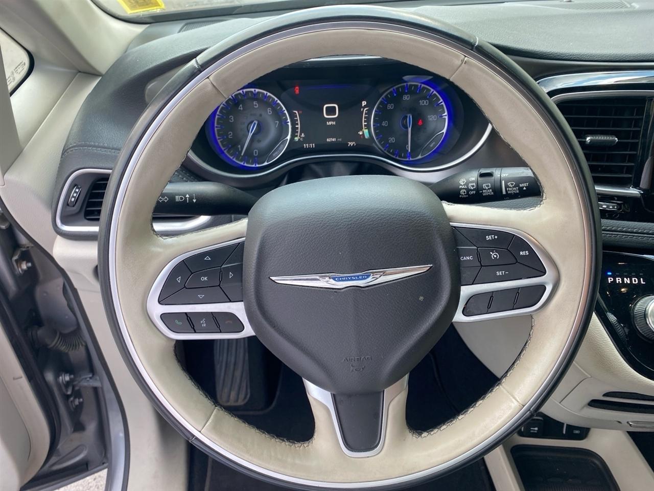 Chrysler Pacifica Limited 2018