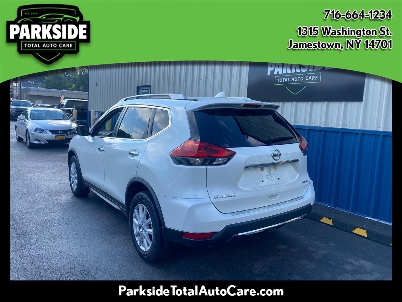 Nissan Rogue AWD SV 2018