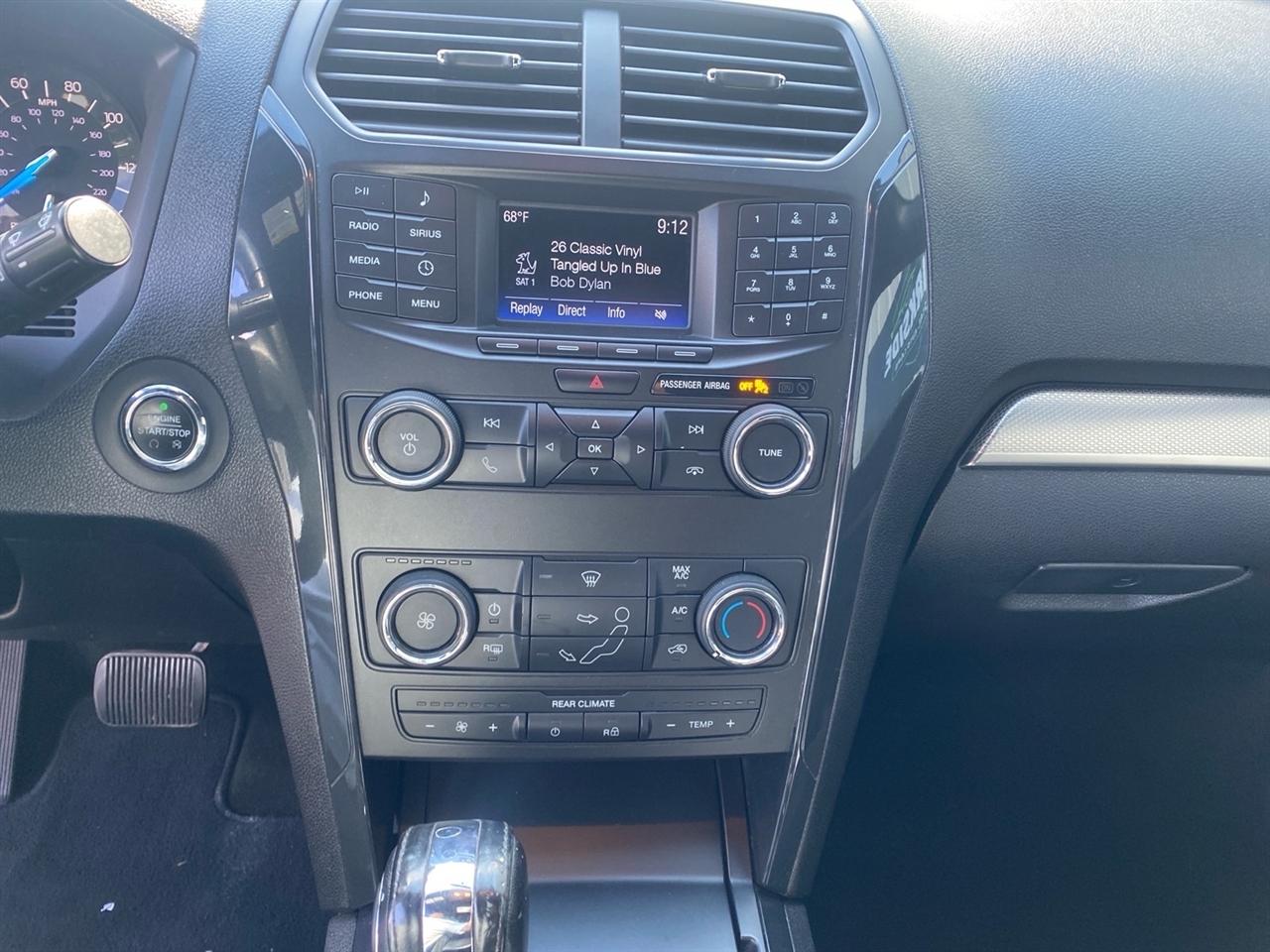 Ford Explorer XLT 4WD 2018