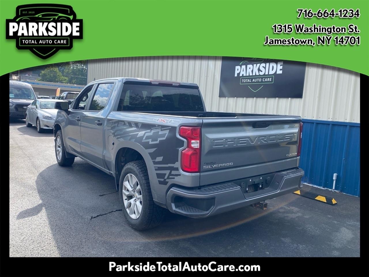 Chevrolet Silverado 1500 4WD Crew Cab 147" Custom 2020