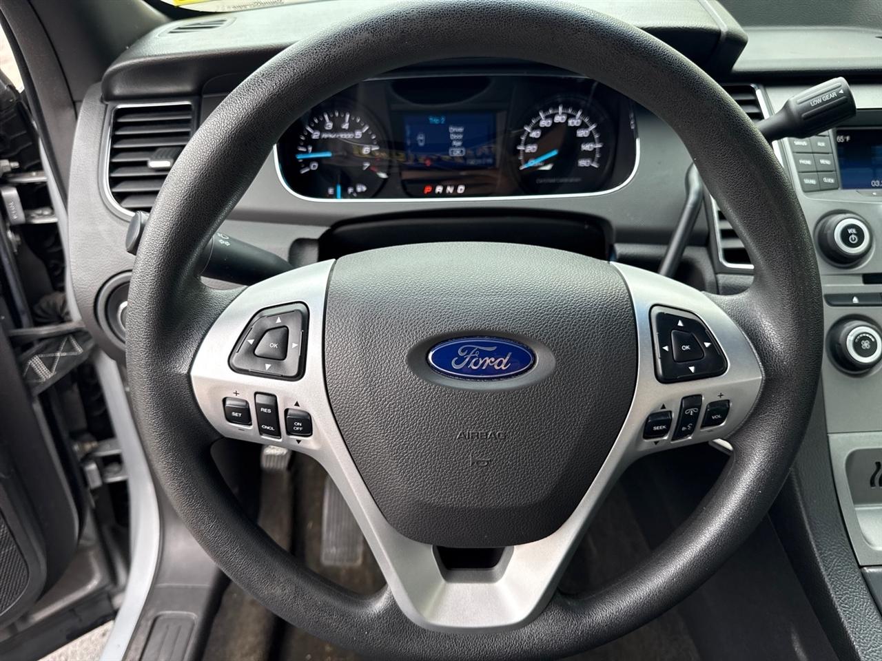 Ford Sedan Police Interceptor 4dr Sdn AWD 2015