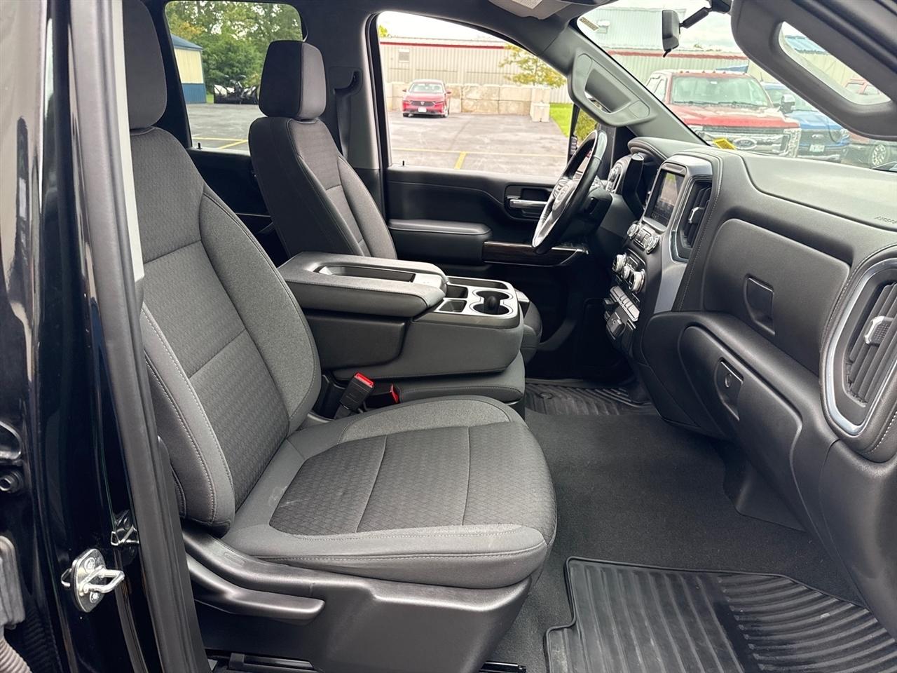 GMC Sierra 2500HD 4WD Double Cab 149" SLE 2022