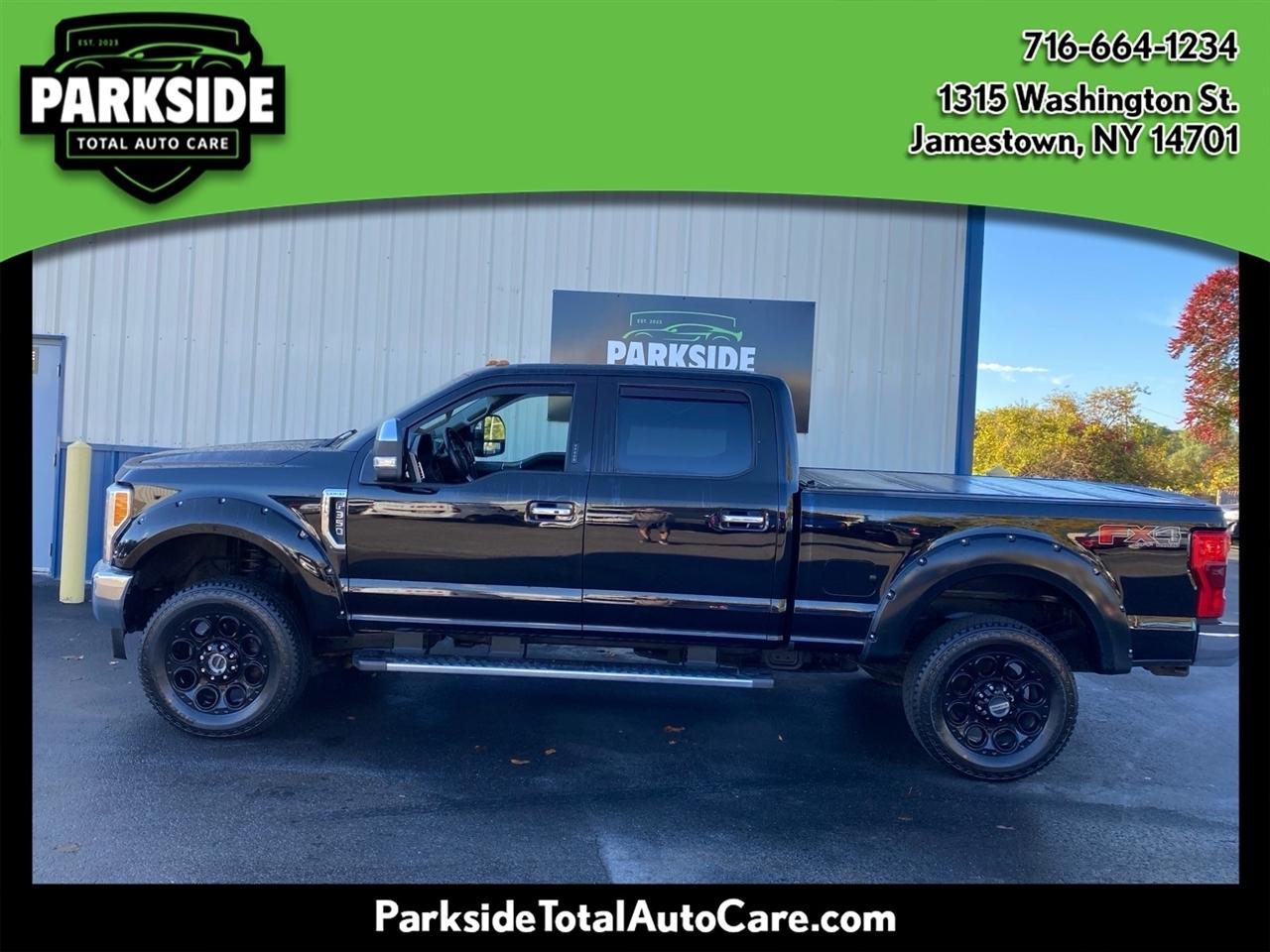 Ford Super Duty F-350 SRW King Ranch 4WD Crew Cab 8' Box 2017