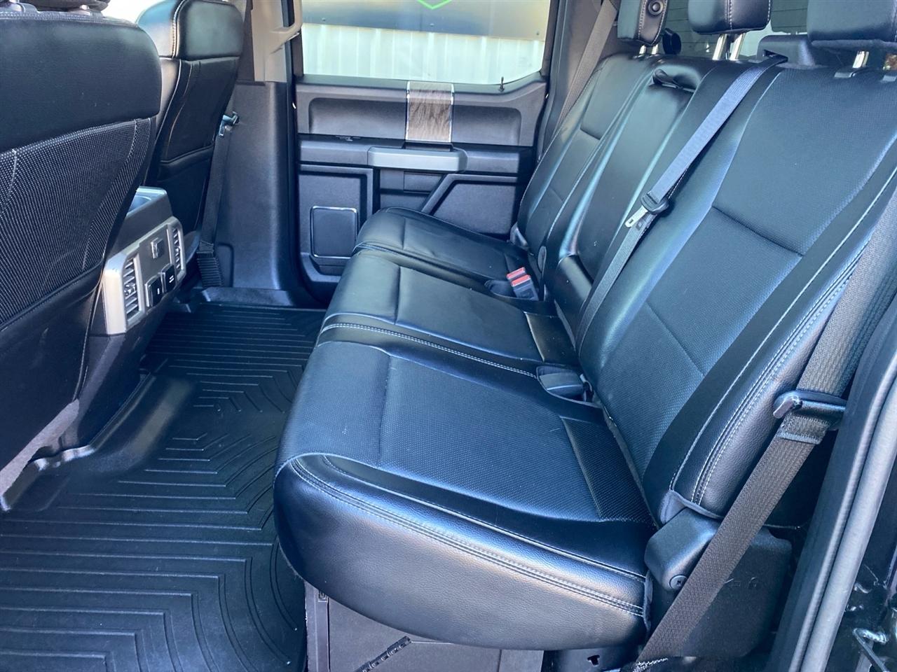 Ford Super Duty F-350 SRW King Ranch 4WD Crew Cab 8' Box 2017