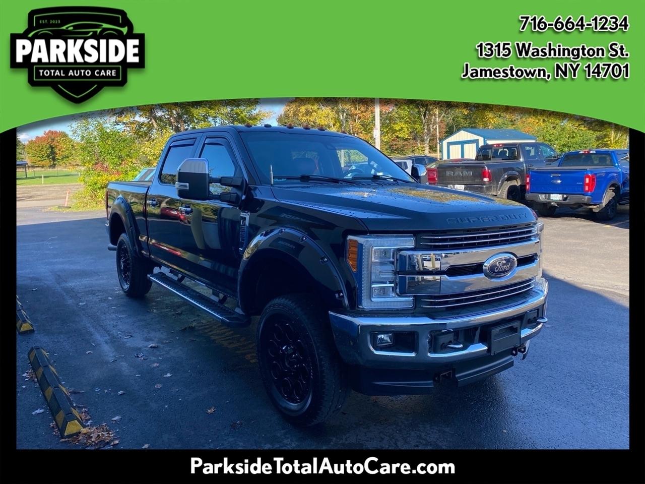 Ford Super Duty F-350 SRW King Ranch 4WD Crew Cab 8' Box 2017