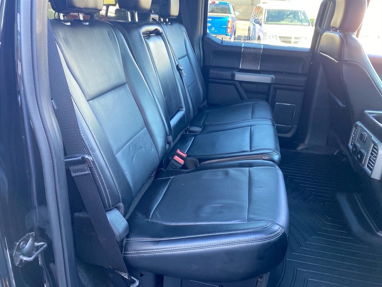 Ford Super Duty F-350 SRW King Ranch 4WD Crew Cab 8' Box 2017
