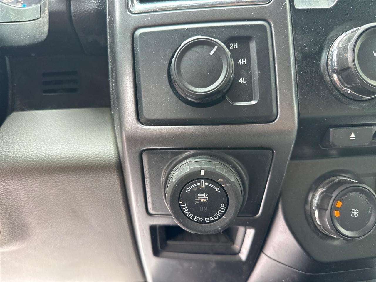 Ford F-150 4WD SuperCrew 145" King Ranch 2016