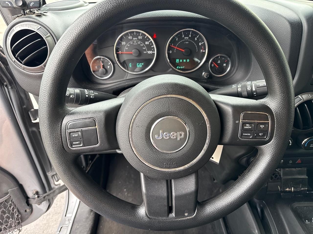 Jeep Wrangler 4WD 2dr Sport 2015