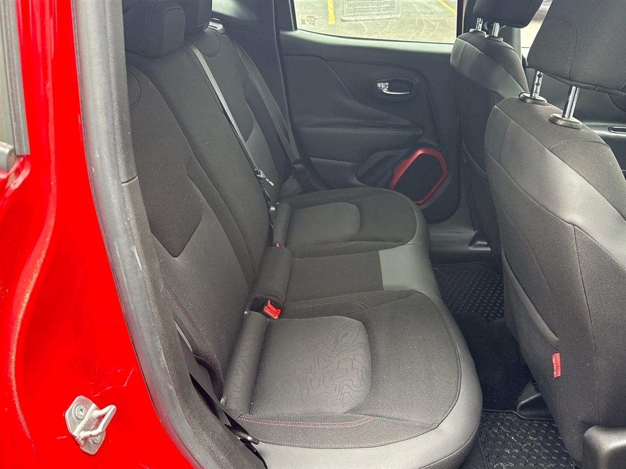 Jeep Renegade 4WD 4dr Trailhawk 2016