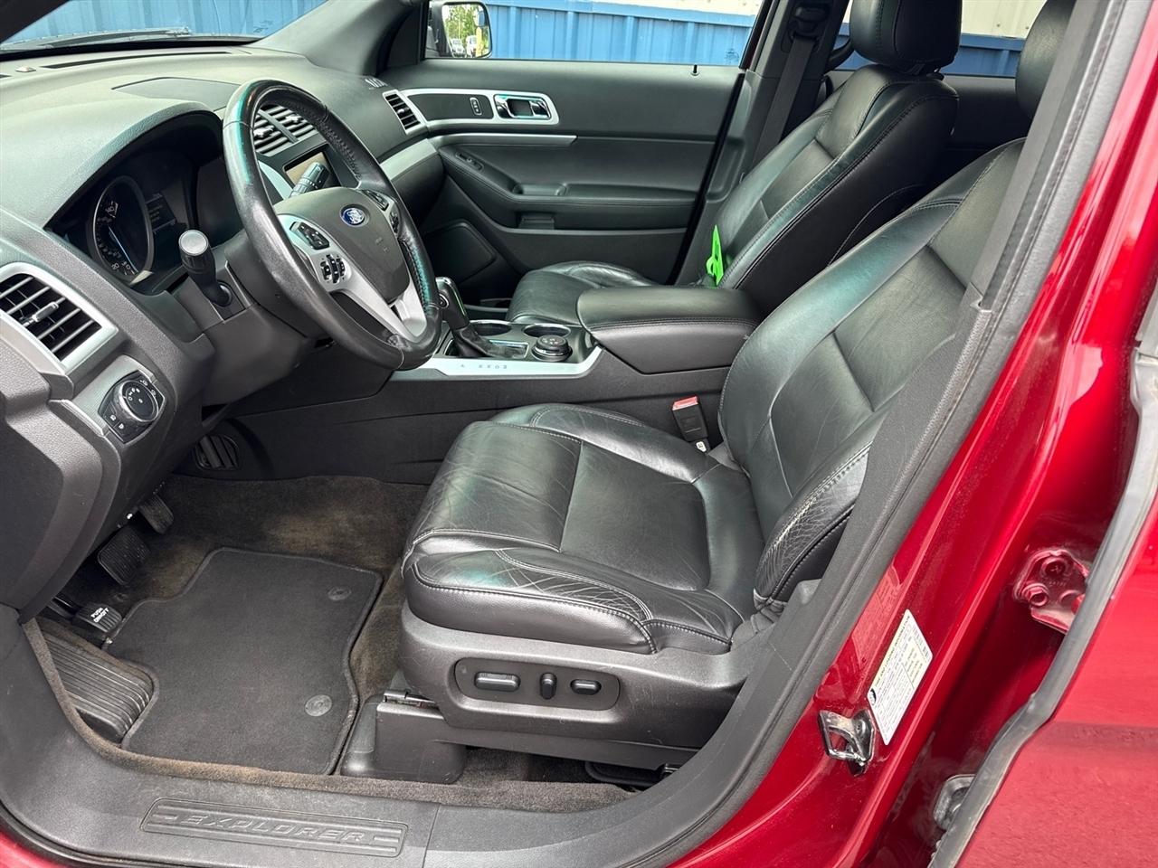 Ford Explorer 4WD 4dr XLT 2013