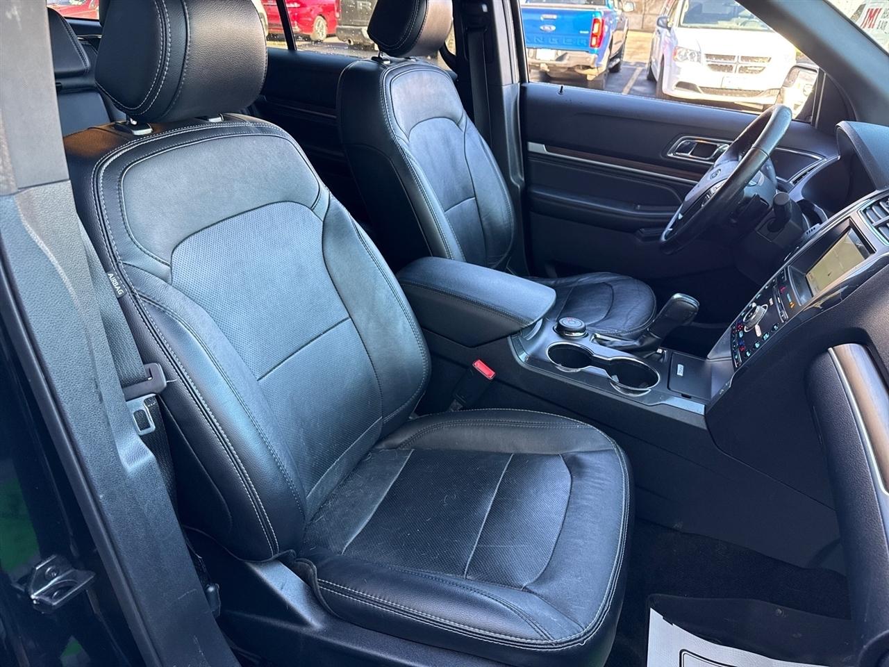 Ford Explorer Limited 4WD 2017
