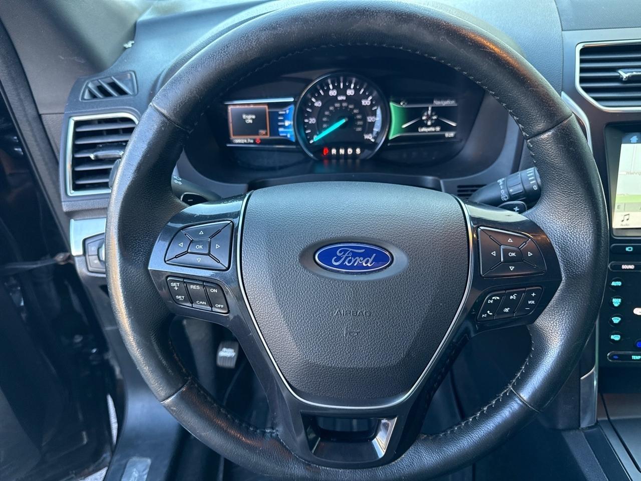 Ford Explorer Limited 4WD 2017