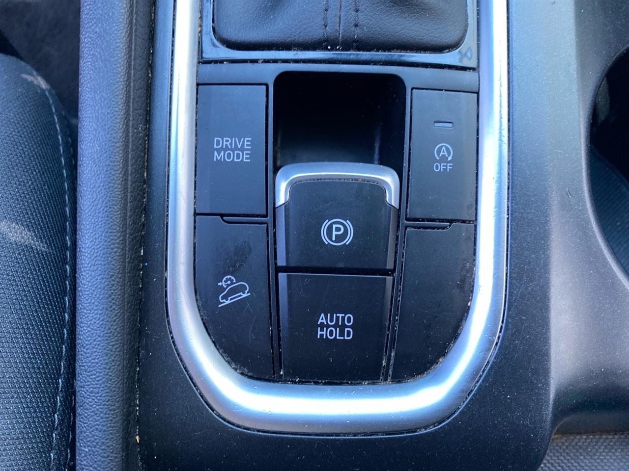 Hyundai Santa Fe SEL 2.4L Auto AWD 2020