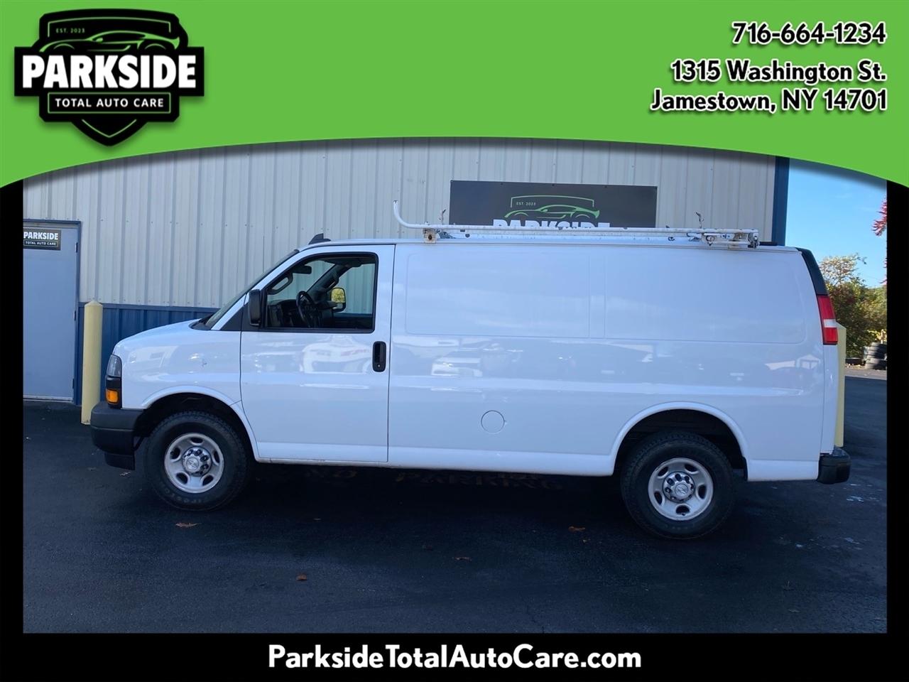 Chevrolet Express Cargo Van RWD 2500 135" 2018