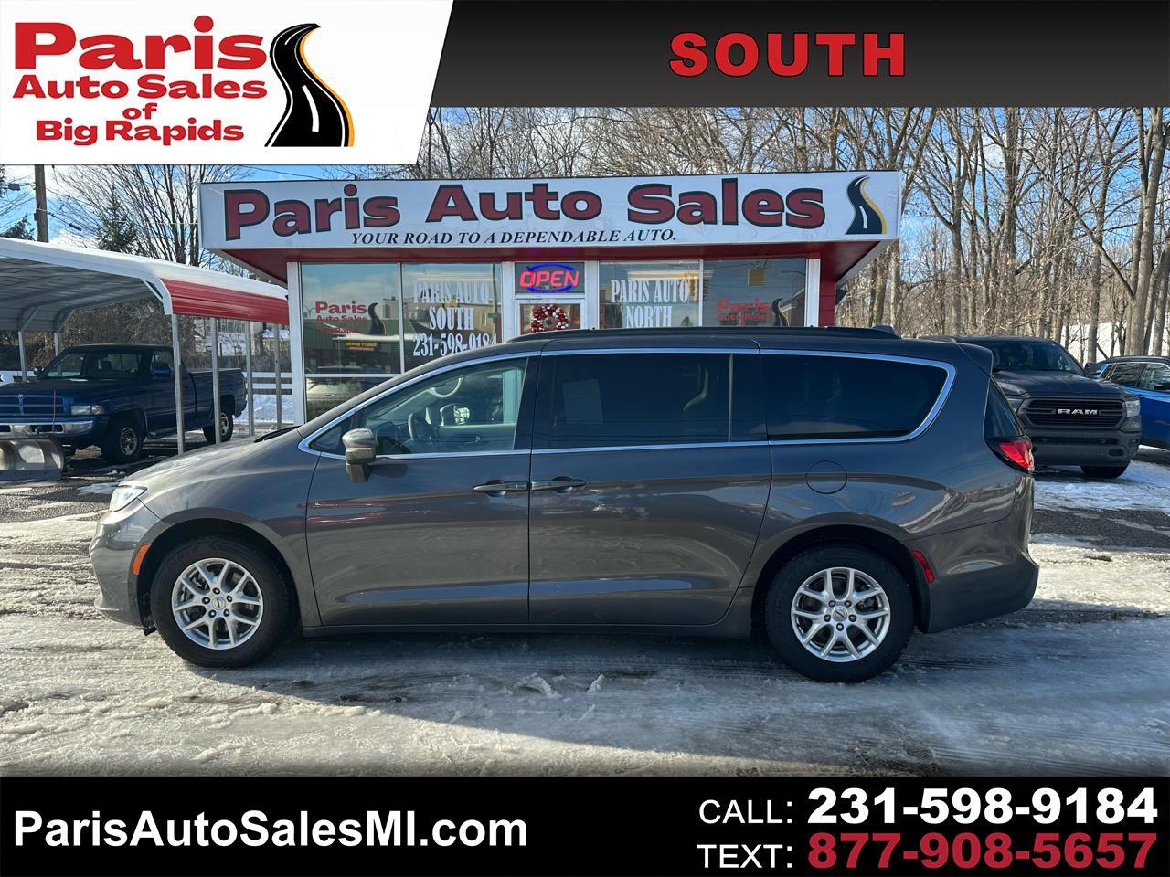 2022 Chrysler Pacifica Touring-L