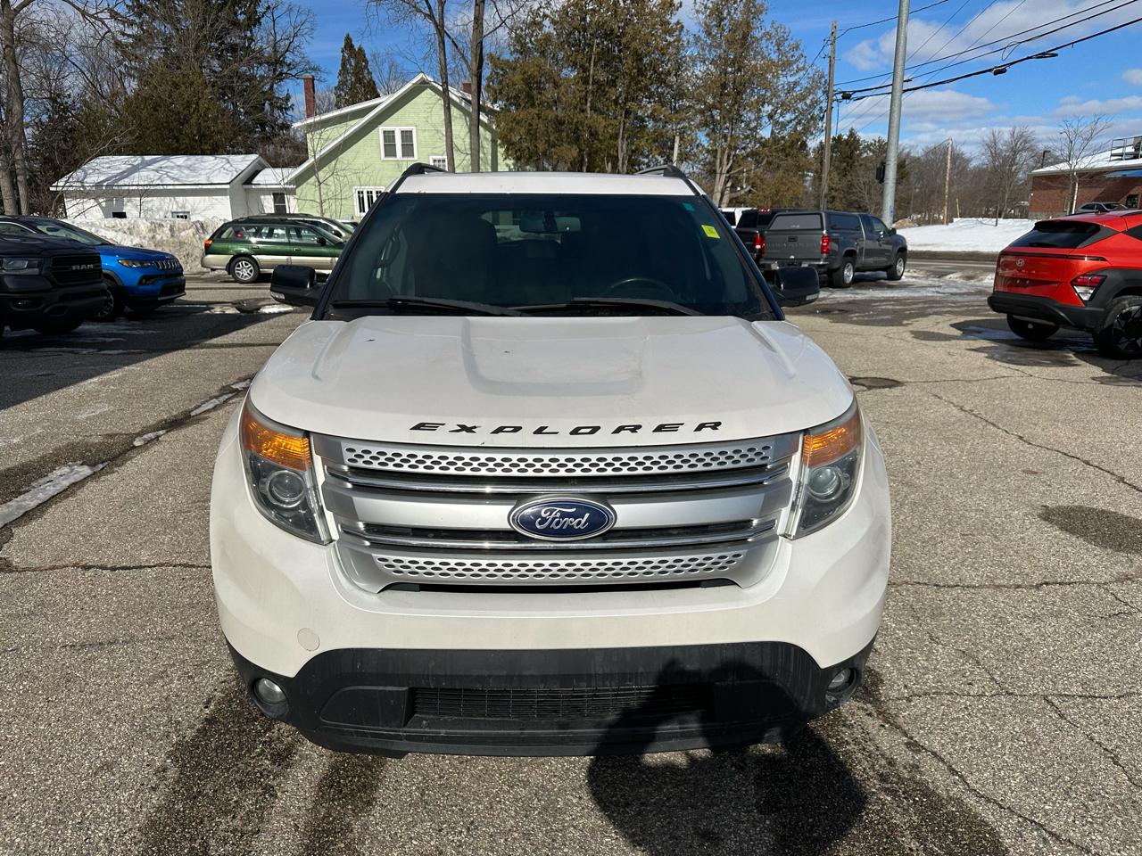Ford Explorer XLT 4WD 2013