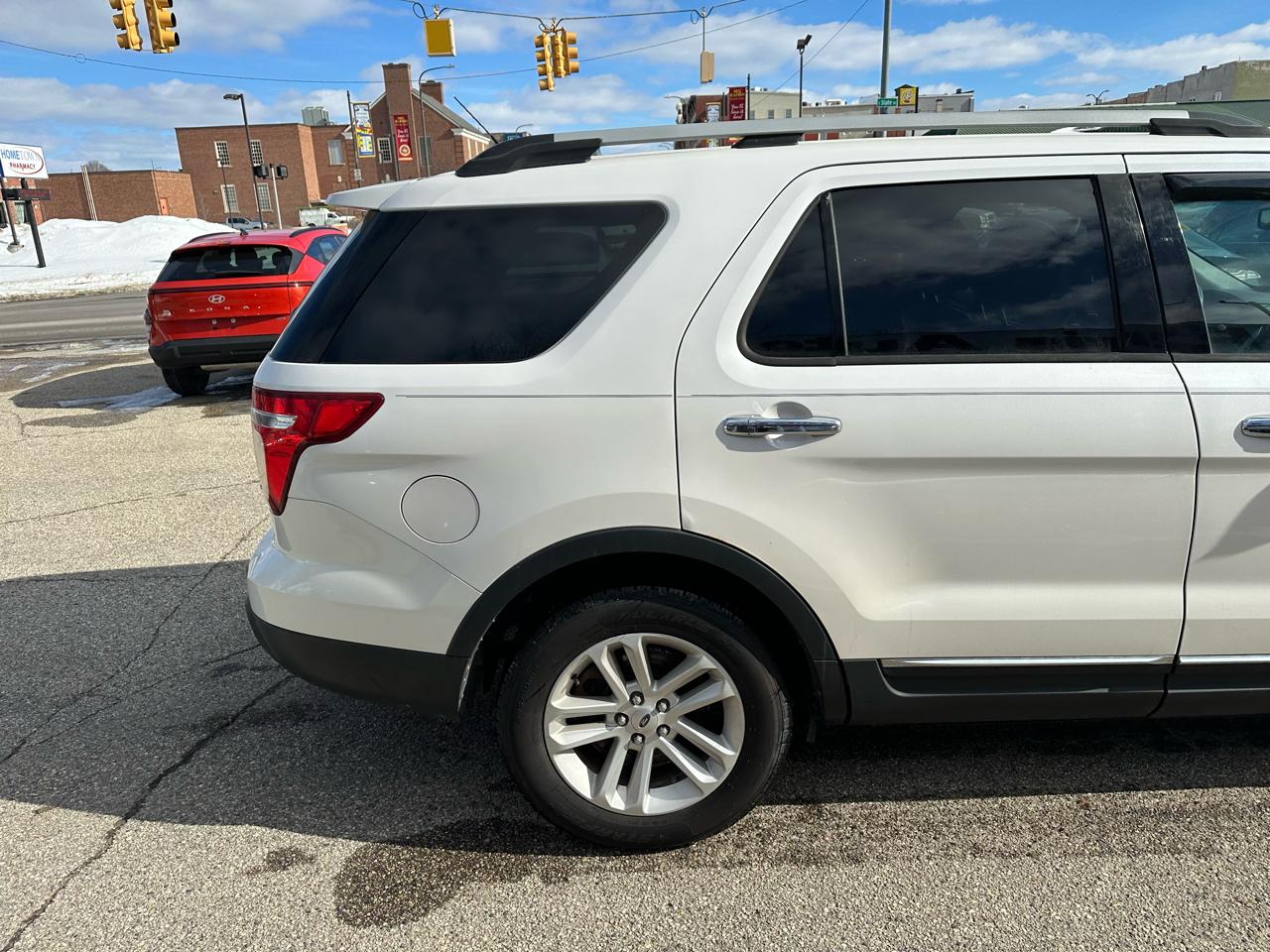 Ford Explorer XLT 4WD 2013
