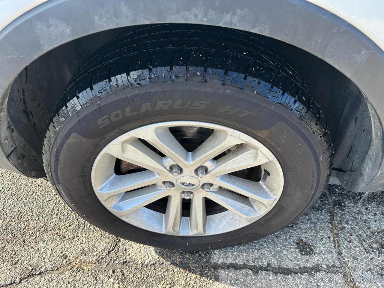 Ford Explorer XLT 4WD 2013