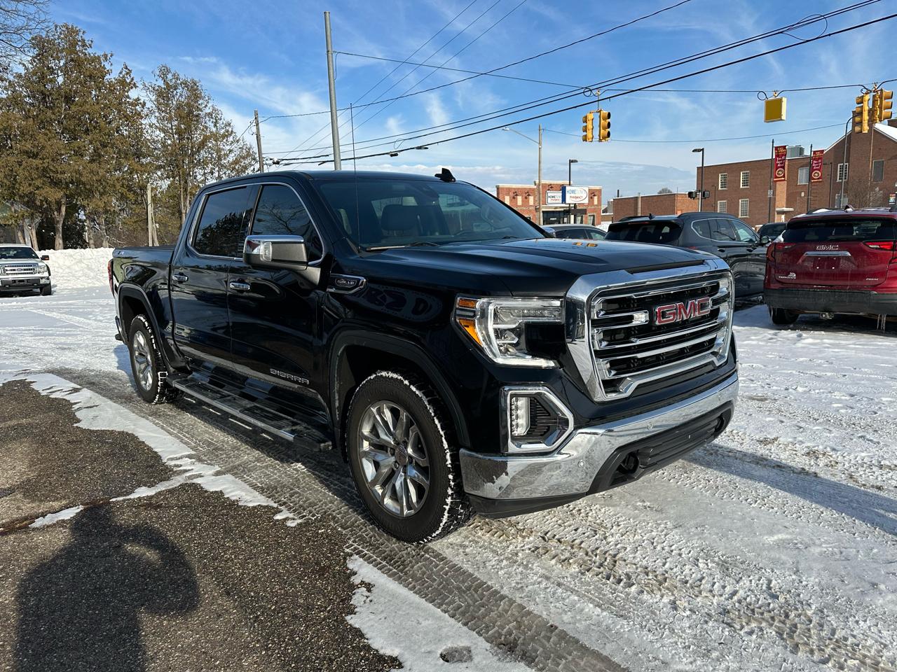 GMC Sierra 1500 SLT Crew Cab Short Box 4WD 2021