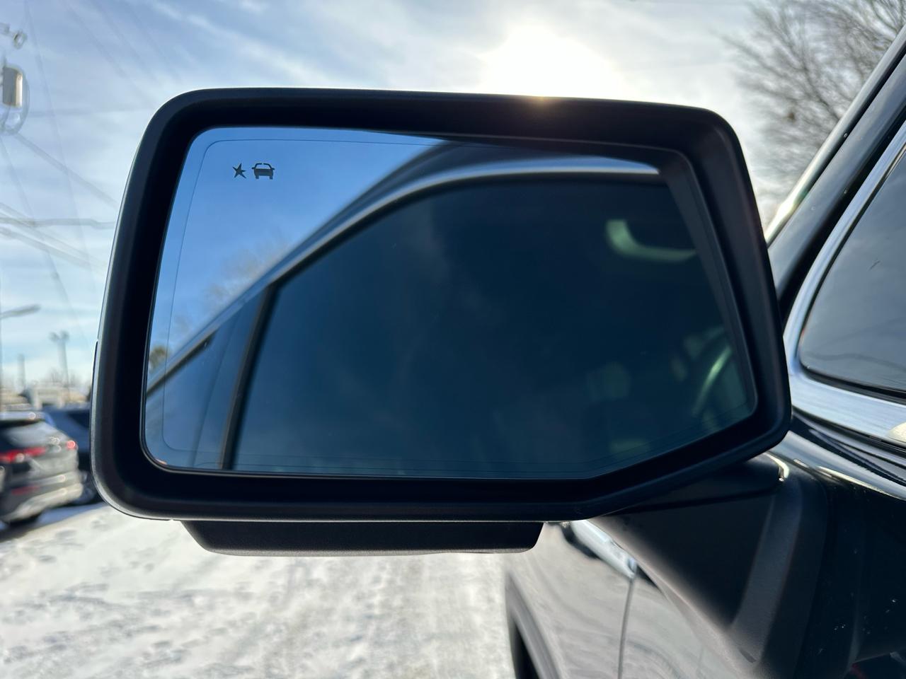 GMC Sierra 1500 SLT Crew Cab Short Box 4WD 2021