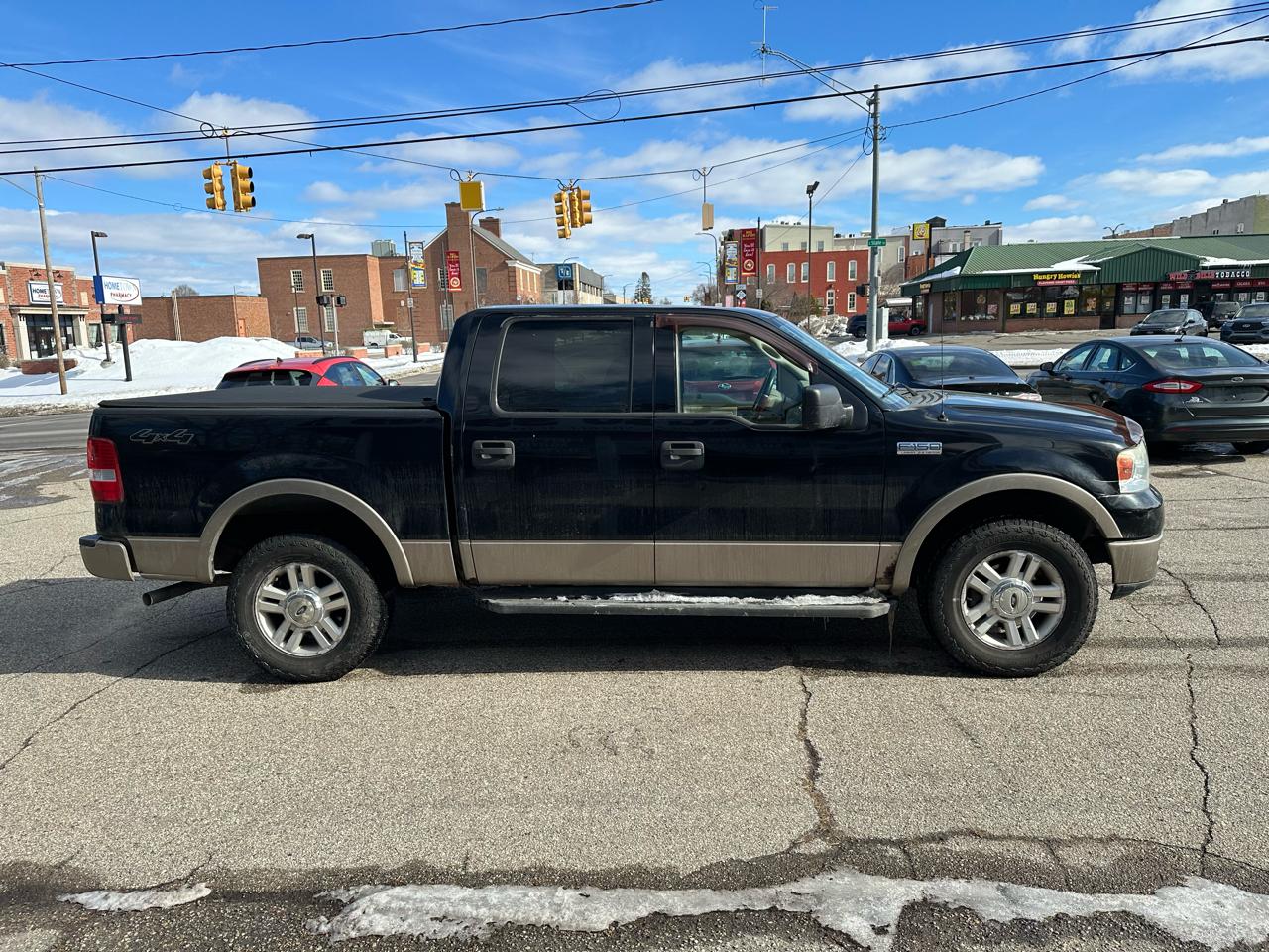 Ford F-150 XLT SuperCrew 4WD 2004