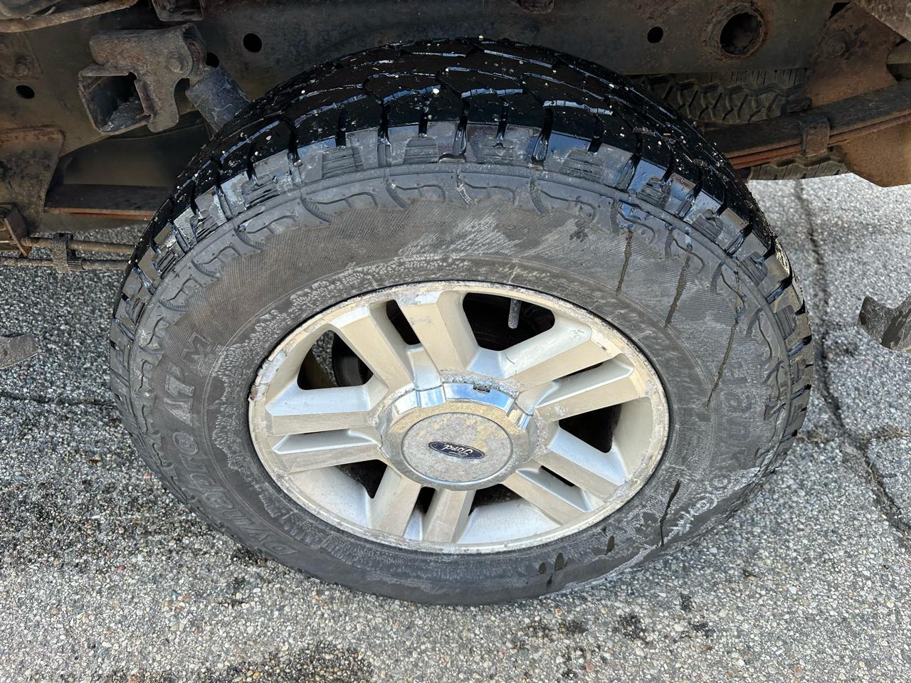 Ford F-150 XLT SuperCrew 4WD 2004