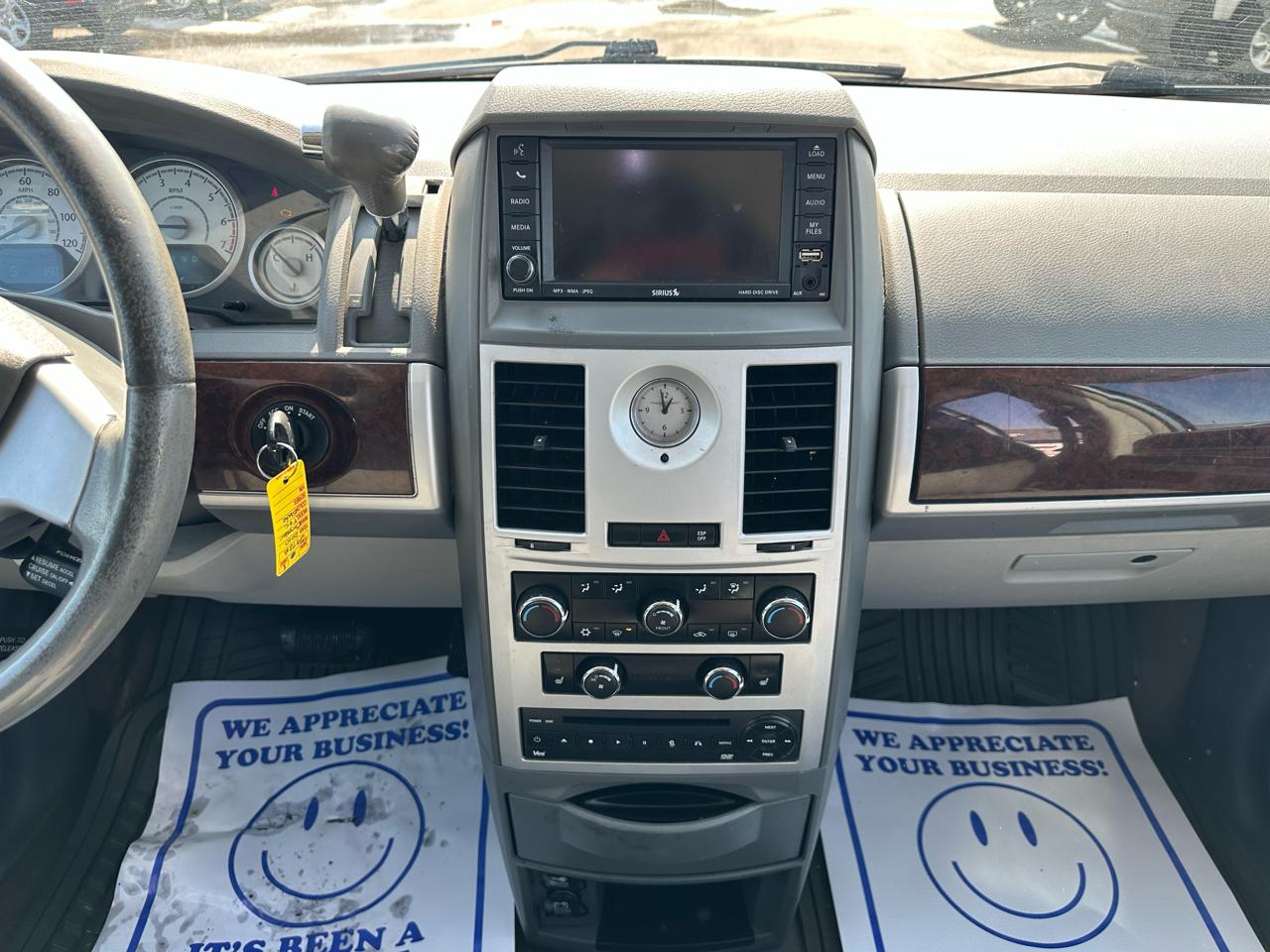 Chrysler Town & Country Touring 2010