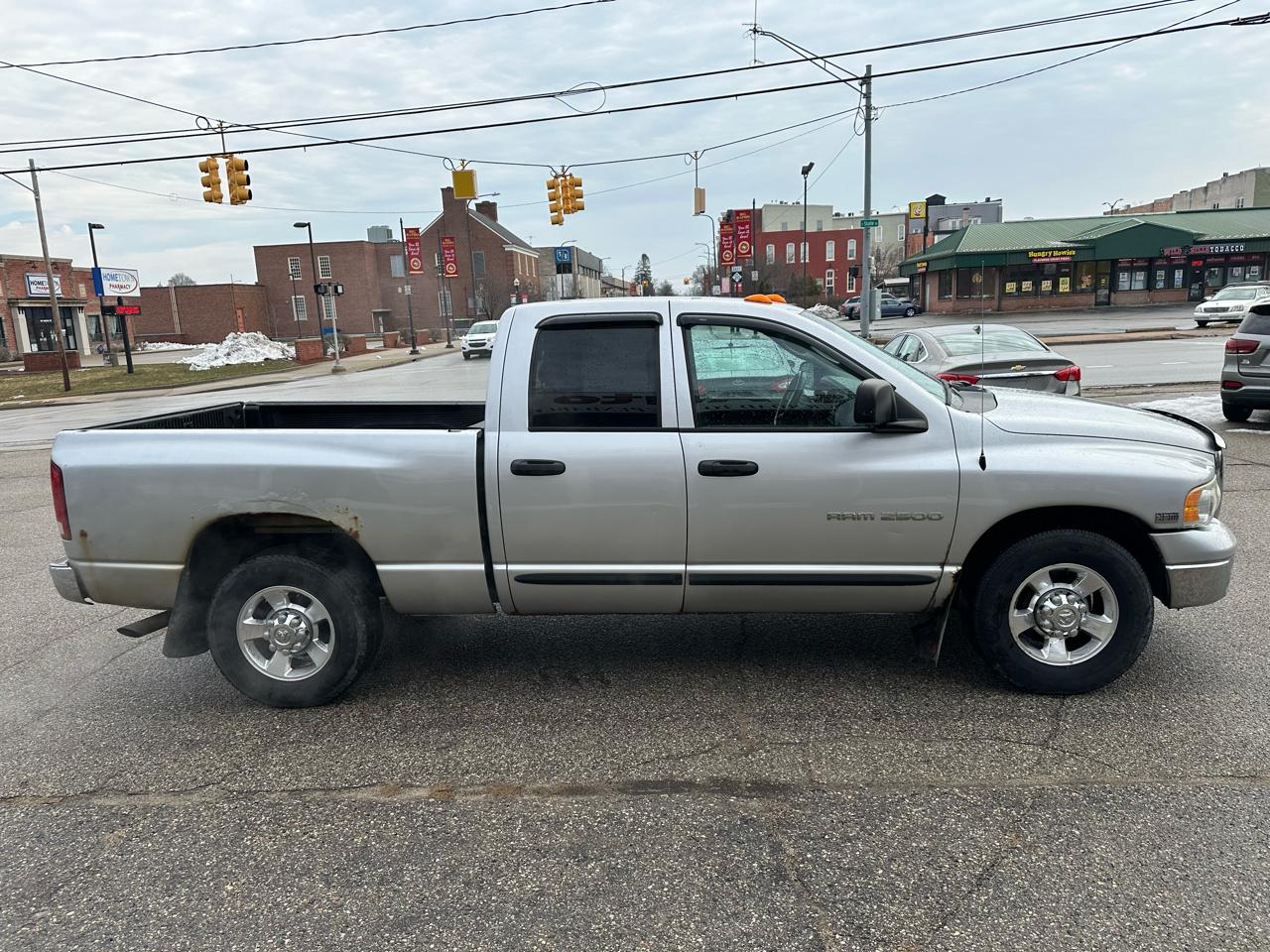 Dodge Ram 2500 ST Quad Cab Long Bed 2WD 2005
