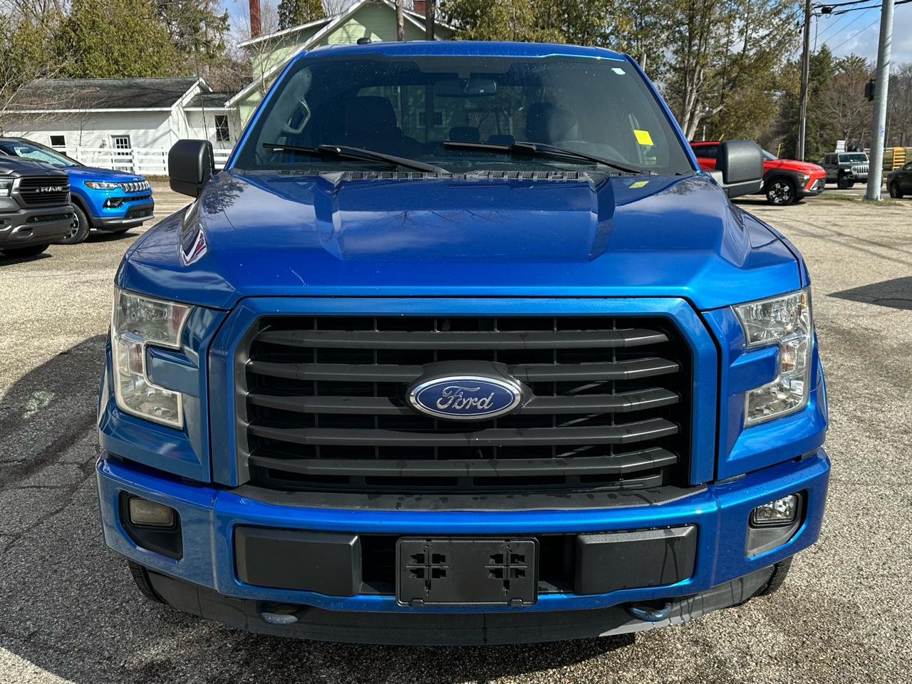 Ford F-150 XLT SuperCab Short Box 4WD 2016